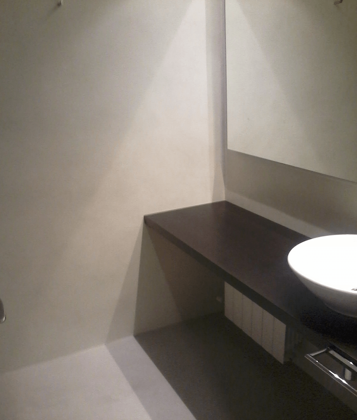 baño de microcemento