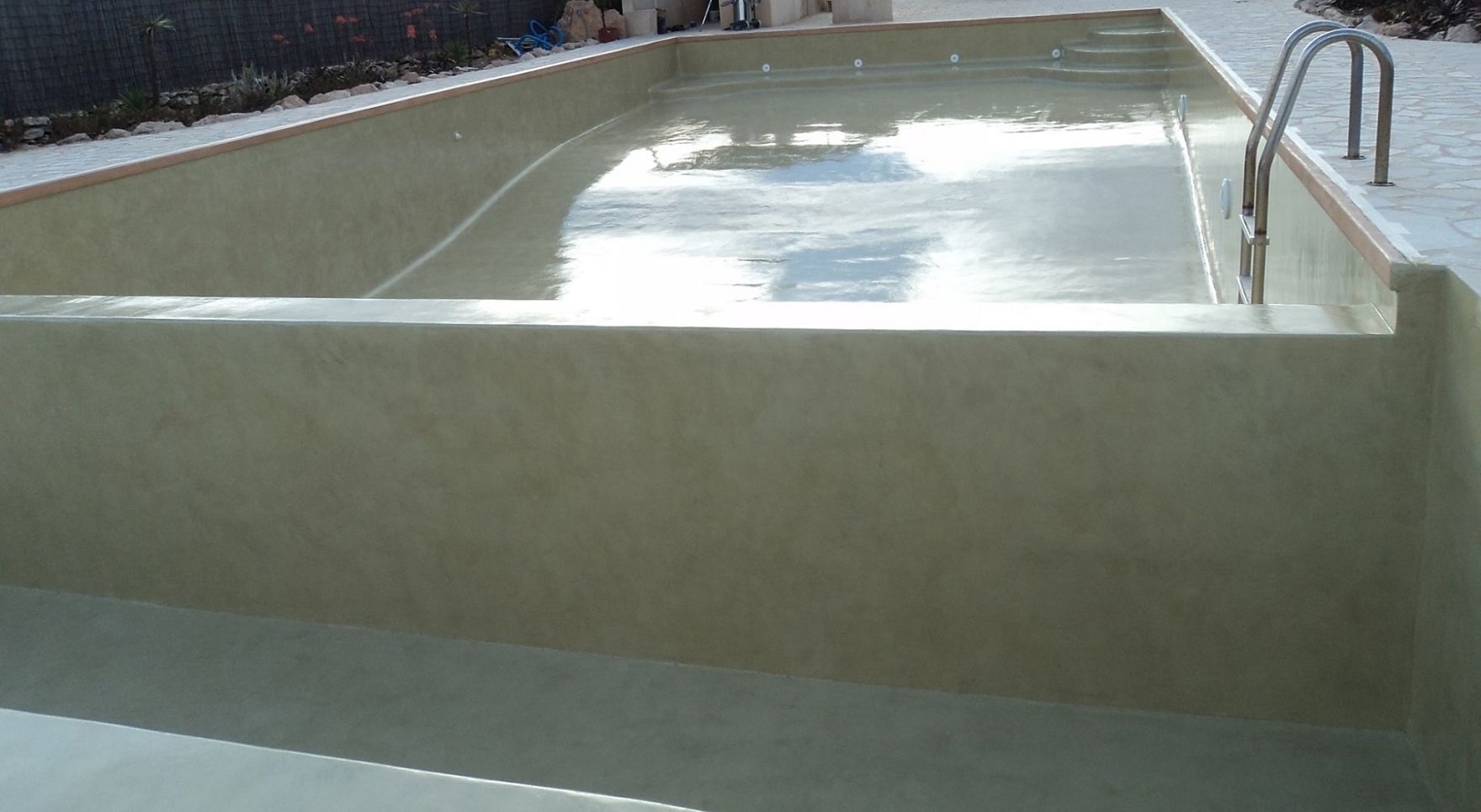 imagen de piscina de la galeria de microcemento